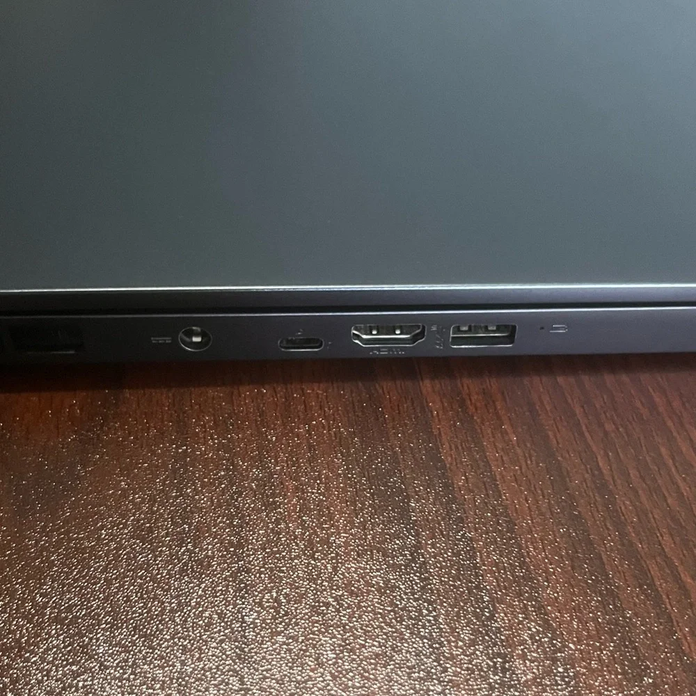 MSI WS66 11UMT-220 15.6 intel Corei9 - 11900H 2.5GHz - 64GB RAM - 1TB SSD (desc)
